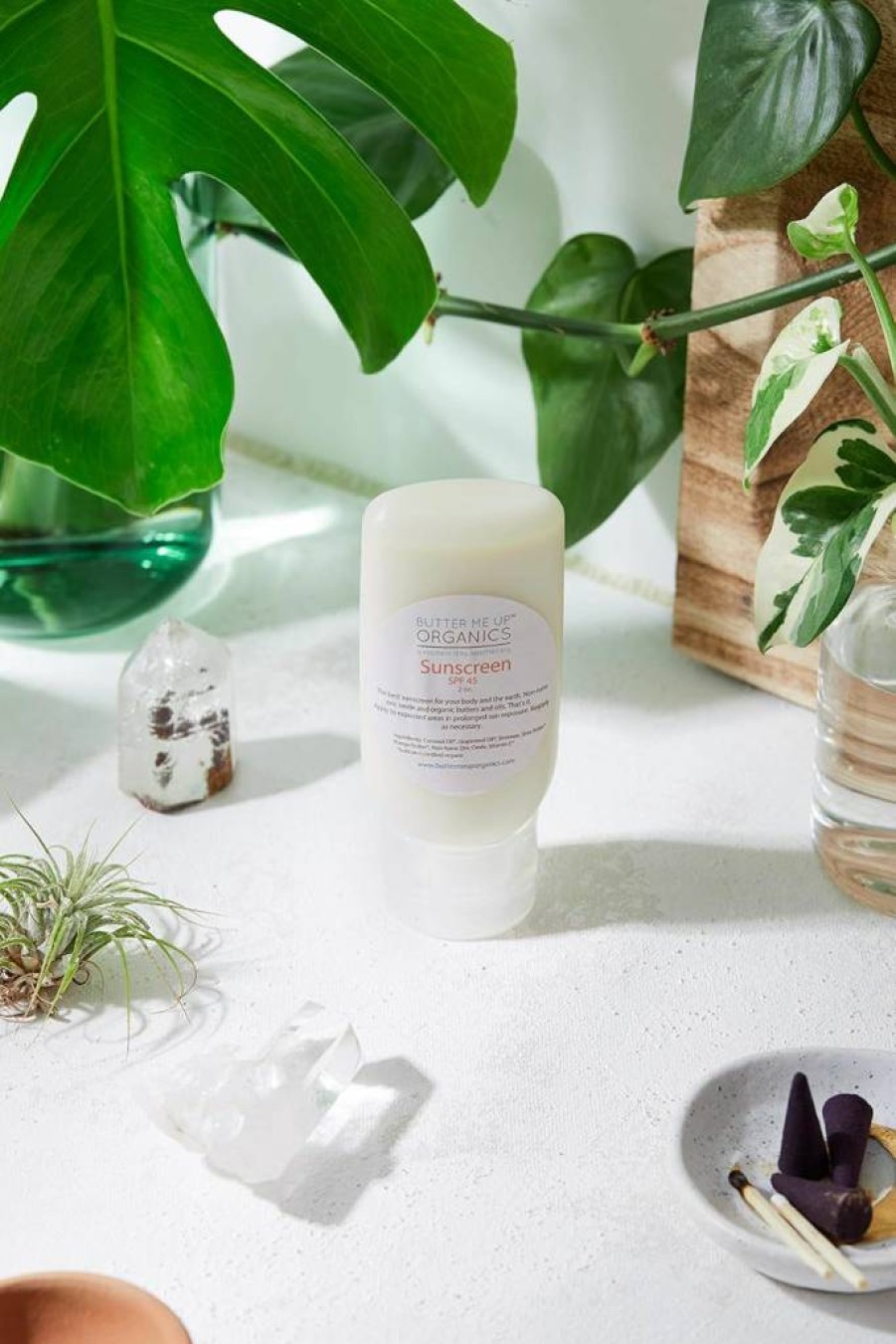 Handmade Natural Zinc Oxide Sunscreen SPF 45+ | Reef-Safe, Non-Nano Mineral Sunblock with Shea Butter & Coconut Oil | Water-Resistant, Chemical-Free, Eco-Friendly | 8oz Jar